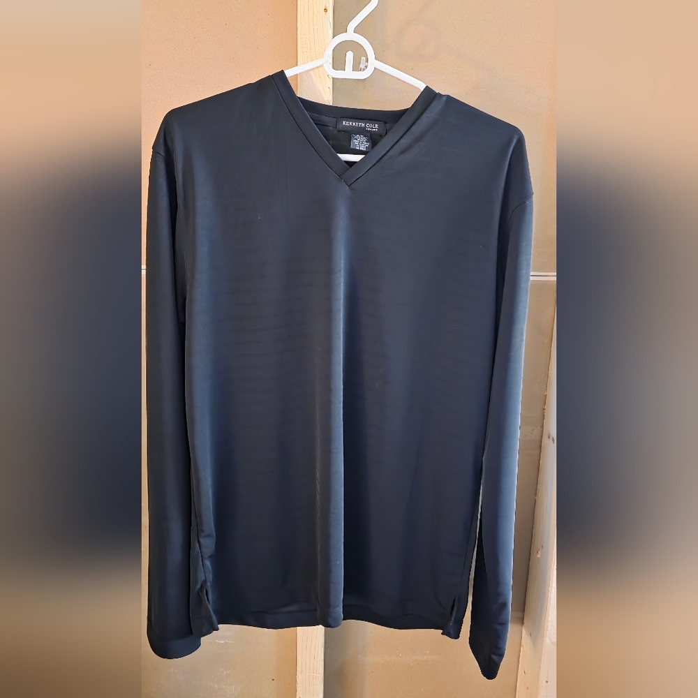 Men's Black Kenneth Cole V-Neck Long Sleeve Medium